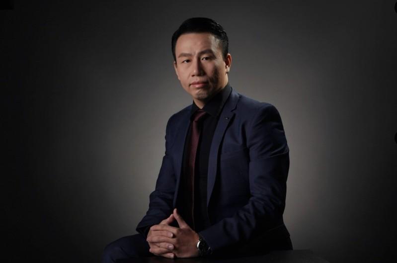 中国券商东北证券首席经济学家付鹏去年11月曾因针对中国经济困境的演讲惹议。(取材自抖音百科)