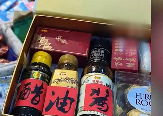 杨晓丽的实用版「喜糖」。(取材自长江日报)