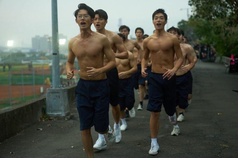 牧森独特外型在时尚界备受瞩目。(图／Bella侬侬杂志提供)
