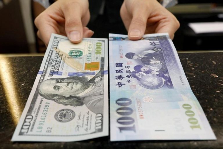 美银提醒，投资人应关注美国财政部汇率报告中有关台湾和南韩的评论，做为判断汇率是否面临进一步升值压力的信号。（路透）