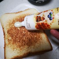 #鹰唛新食尚#炼奶香蕉花生吐司的做法图解6