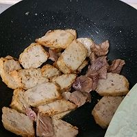 咸菜豆芽炒腐卷的做法图解2