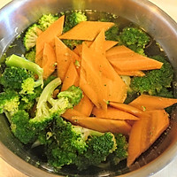 新兰花鸡胸肉的做法图解2