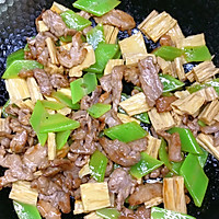 #春日露营#莴笋炒肉片的做法图解14