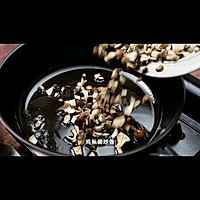 黑松露带子烩饭的做法图解3