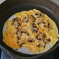 #纳福汇轻松喷出美味#鸡蛋蟹柳卷饼的做法图解7