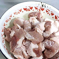 五花肉炖小土豆的做法图解3
