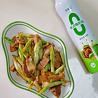 #纳福汇轻松喷出美味#白芸豆炒猪头肉的做法图解7