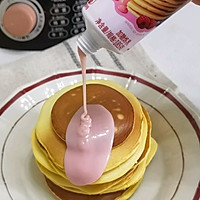 #鹰唛新食尚#早餐!奶香扑鼻的炼乳松饼,软糯香甜的做法图解4