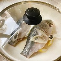 鲫鱼豆腐汤的做法图解2