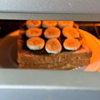 5分钟轻断食早餐:黑芝麻酱香蕉芝士吐司的做法图解7