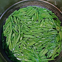 豆角炒肉的做法图解3