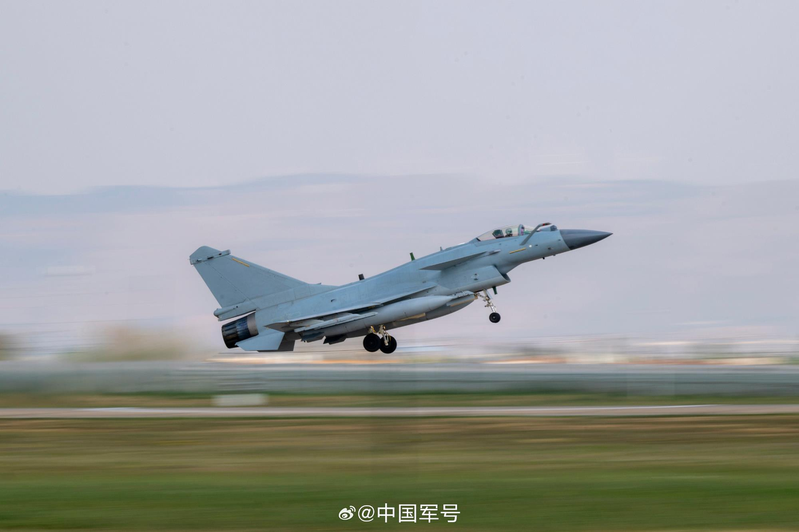 央视介绍歼10CE。(取材自央视新闻)