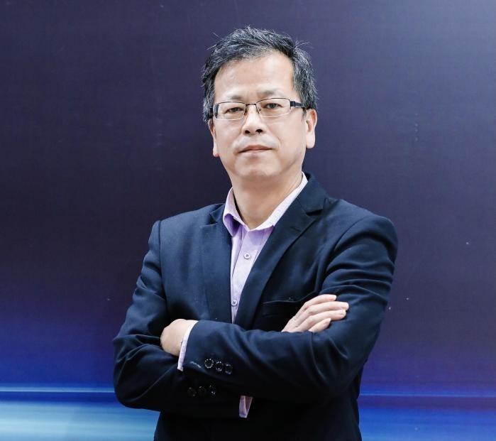 中国乘联会秘书长崔东树在直播时表示自己绝不买新能源车。(取材自21世纪经济报导)