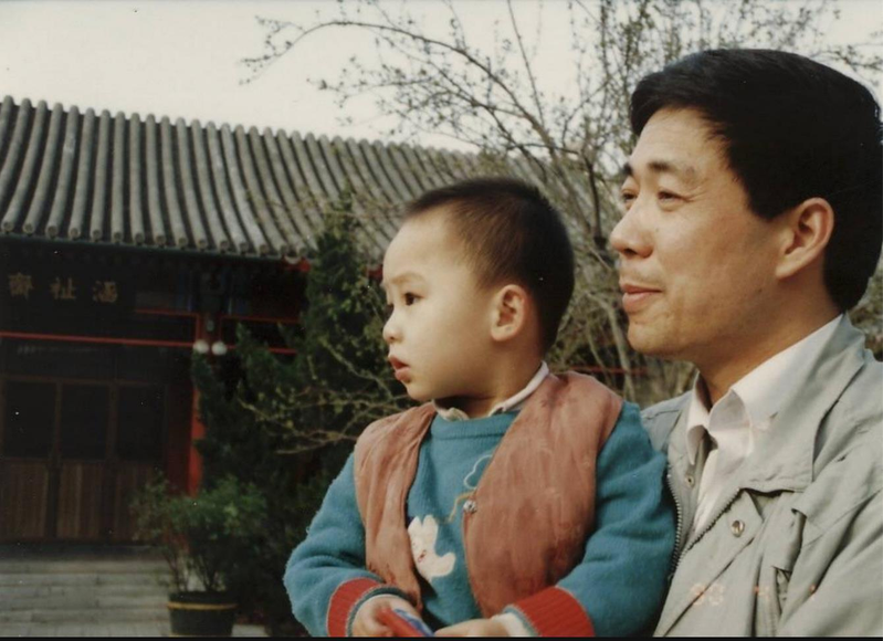 薄瓜瓜在社交平台「X」发文,向狱中的薄熙来道声:「父亲节快乐!」(取材自薄瓜瓜X帐号)