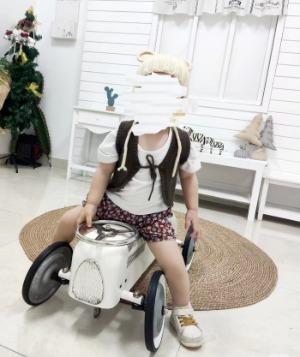 陆先生年仅两岁多的孩子。(取材自大皖新闻)