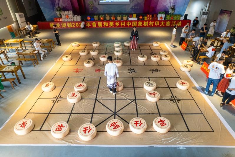 2012年10月19日，全国象棋个人锦标赛，孙逸阳执红对阵王天一的棋谱。（取材自广象网）