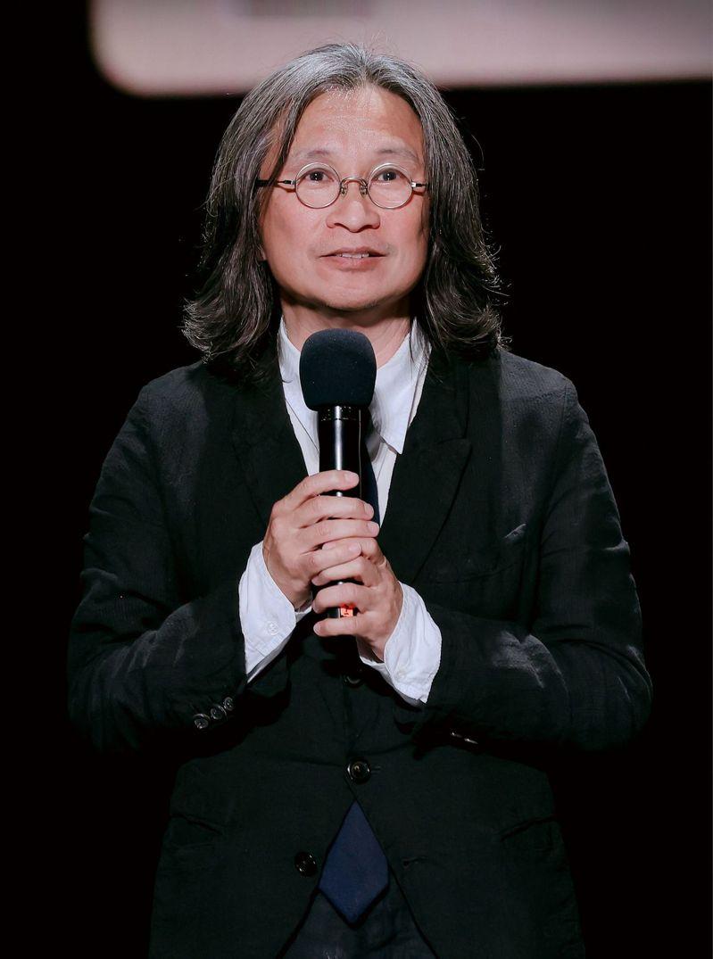 导演陈可辛自曝为演员改剧本，网友疯猜对象是赵丽颖。（取材自微博）