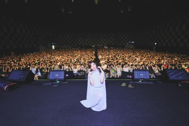 苏慧伦《就说给我听》演唱会台北场歌迷无不把握这个难得机会，从日本、美国、新加坡、...