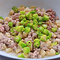 尖椒臭豆腐#菜油就选外婆乡,新鲜开榨抢先尝#的做法图解8