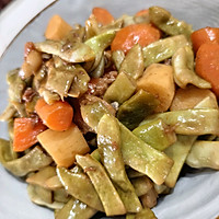 #夏日鲜味轻享健康#五花肉炖豆角的做法图解8