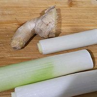 大葱烧小鱼的做法图解2