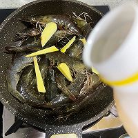 快手做海鲜原汁原味葱姜焖活虾!的做法图解7