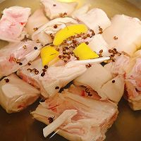 黄豆焖猪蹄的做法图解3