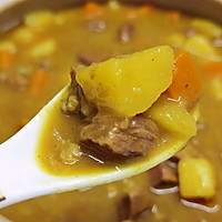 #夏日鲜味轻享健康#咖喱牛肉炖土豆的做法图解6