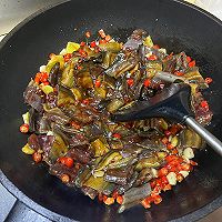 蒜苔炒鳝鱼的做法图解5
