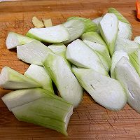 #夏日鲜味轻享健康#丝瓜毛豆的做法图解2