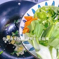 藤椒味八爪鱼丁炒上海青!的做法图解7