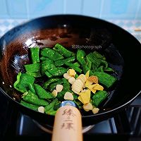 #菜油就选外婆乡,新鲜开榨抢先尝#青椒炒皮蛋的做法图解5