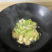 #豪吉藤椒油真香来袭#香干炒蒜苗的做法图解4