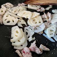 #夏日鲜味轻享健康#莲藕木耳炒猪肉的做法图解6