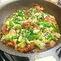 #夏日鲜味轻享健康#鲜嫩多汁!盐葱酱猪排的做法图解15
