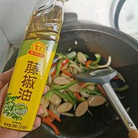 藤椒油黑椒意面#豪吉藤椒油真香来袭#的做法图解7