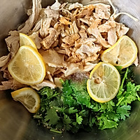 凉拌鸡腿肉的做法图解1