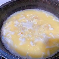 咸蛋豆腐鲜味汤#夏日鲜味轻享健康#的做法图解3