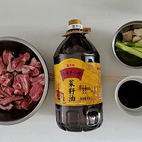 #菜油就选外婆乡,新鲜开榨抢先尝#家常排骨的做法图解1