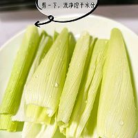 玉米粑粑的做法图解1