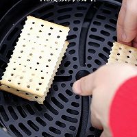 棉花糖夹心苏打饼，外酥里嫩巨拉丝的做法图解4
