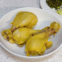 #夏日鲜味轻享健康#夏日开胃清爽|藤椒手撕鸡的做法图解4