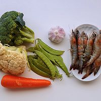 西兰花炒大虾的做法图解1