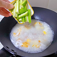 ♨️鲜味十足,明目丝瓜鸡蛋汤#夏日鲜味轻享健康的做法图解7