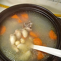 菱角莲子颈骨汤的做法图解3