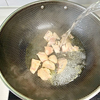 #菜油就选外婆乡,新鲜开榨抢先尝#土豆烧肉的做法图解4