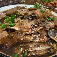 大葱烧小鱼的做法图解10