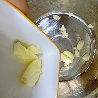#夏日鲜味轻享健康#夏季时令菜!猪油拌空心菜的做法图解5
