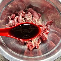 酸菜牛肉的做法图解3